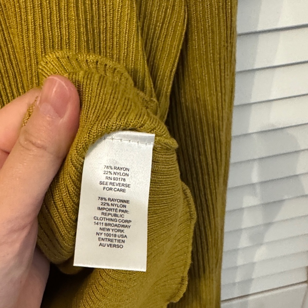 Chartreuse Button-Front Ribbed Long Sleeve Top - Picture 5 of 6